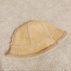 🌿 Faux Suede Winter Bucket Hat / Cloche
